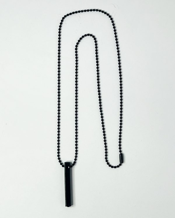Black pedant chain