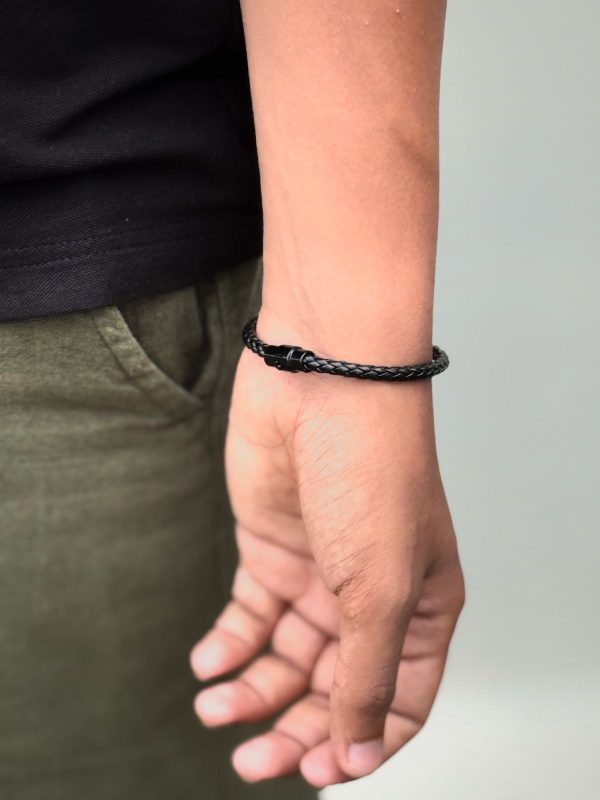 Men’s Fashion Leather Bracelet Black