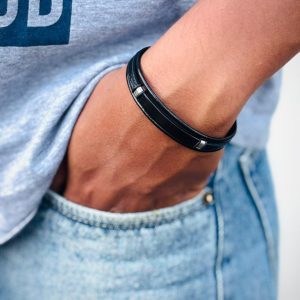 3 Layer Simple Leather Bracelet with Black metal bar