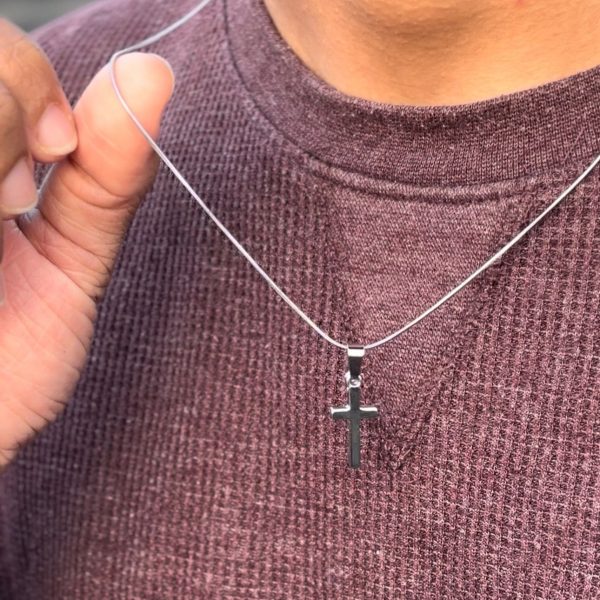 Cross pendant & chain bracelet combo