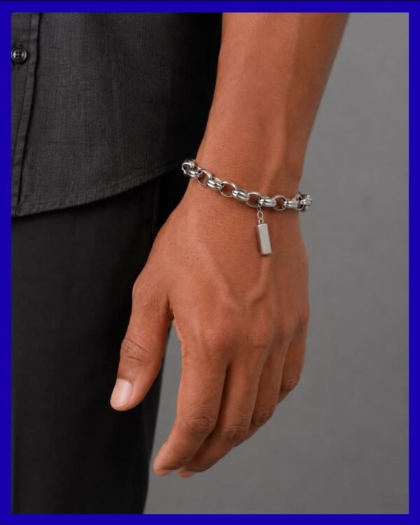 Chunky Link Bracelet with Bar Charm