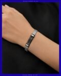 Minimalist Watch-Style Mesh Bracelet
